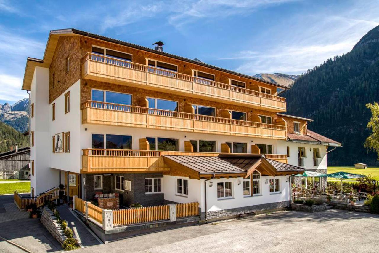 Wohlfuehlhotel Berg Heil ホルツガウ エクステリア 写真